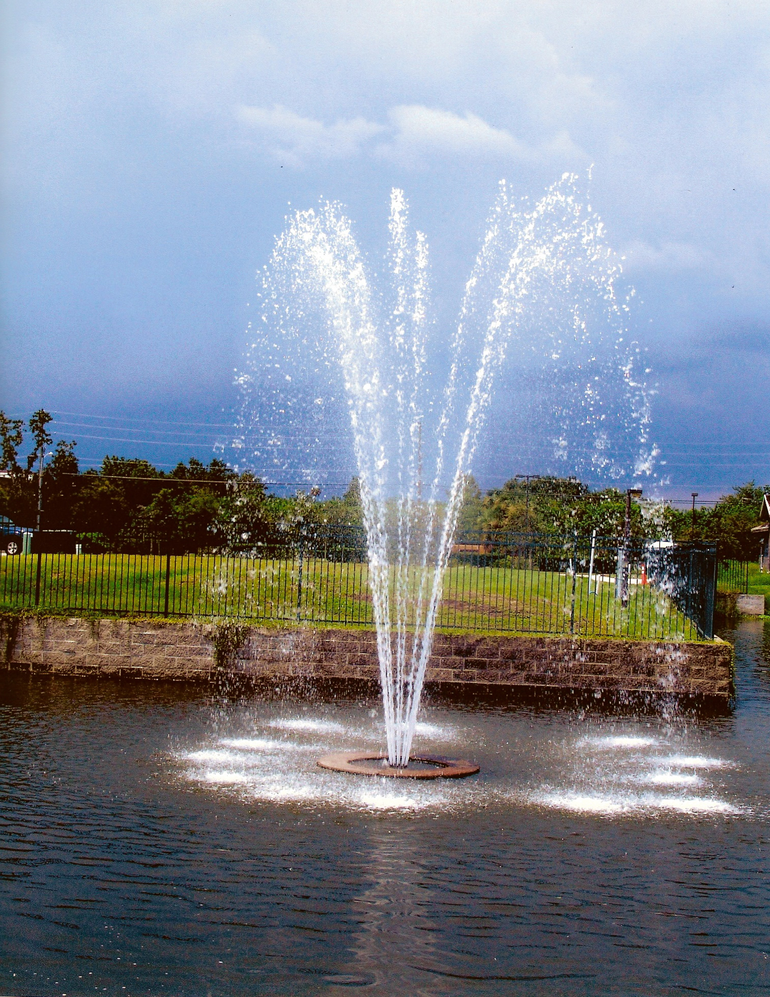 Custom Fountains Aeration for Lakes & Ponds